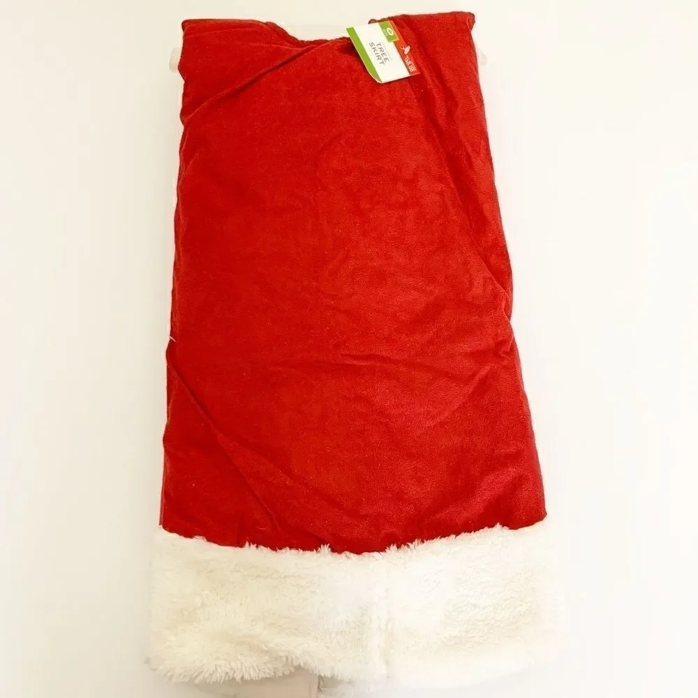 Red Faux Suede Christmas Tree Shirt with Fur, 48”